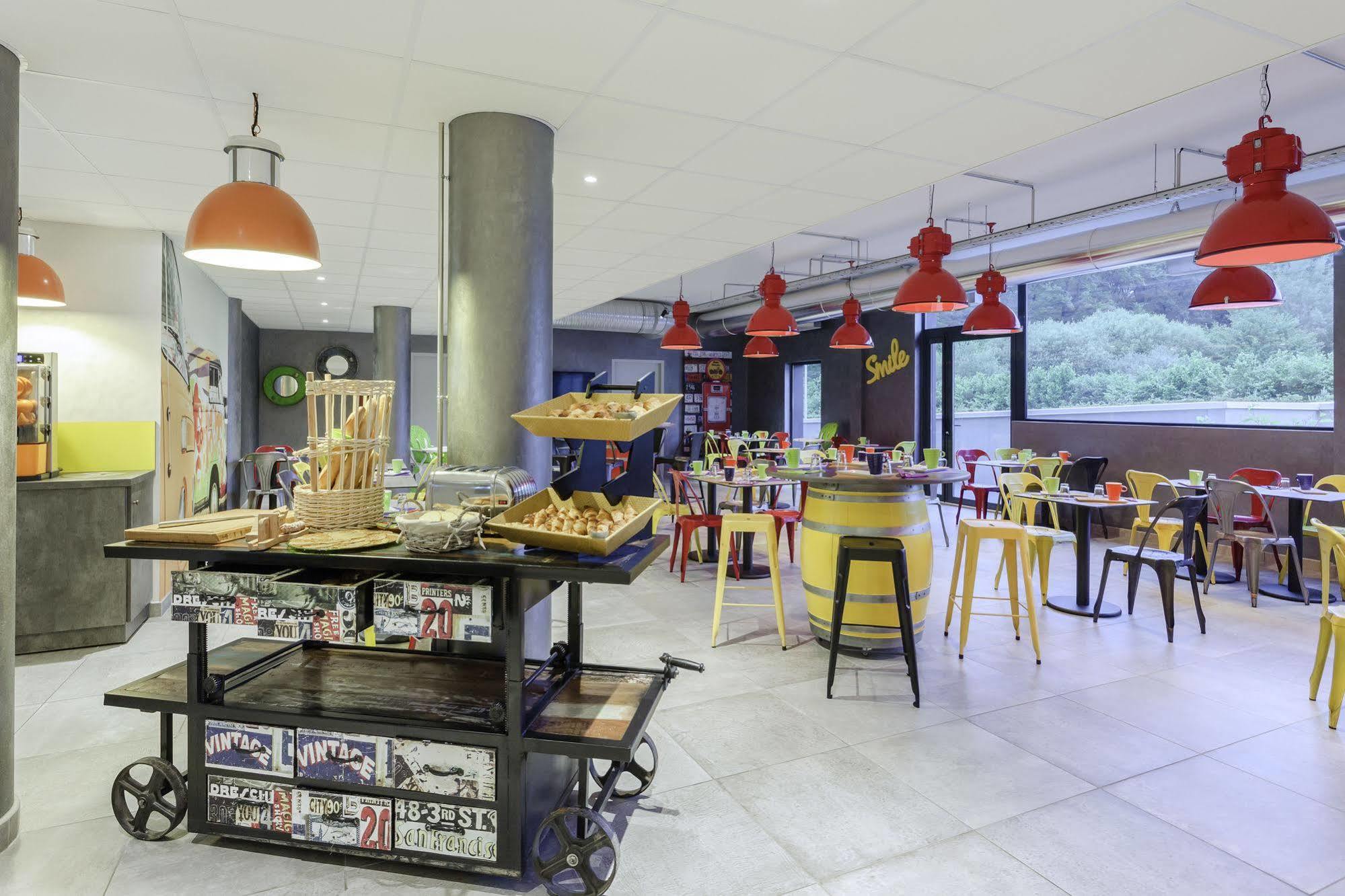 Ibis Styles 3*