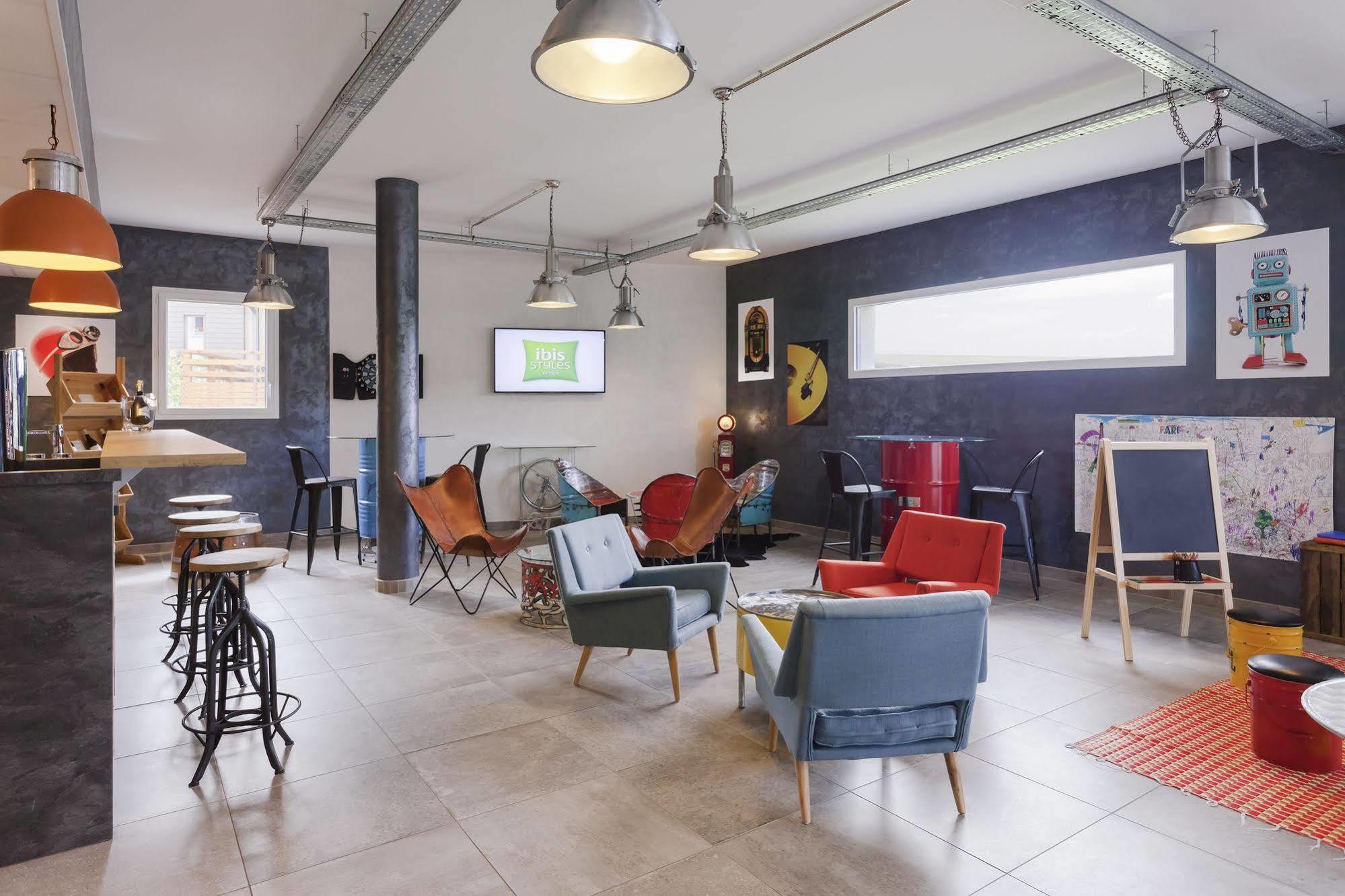 Ibis Styles 3*